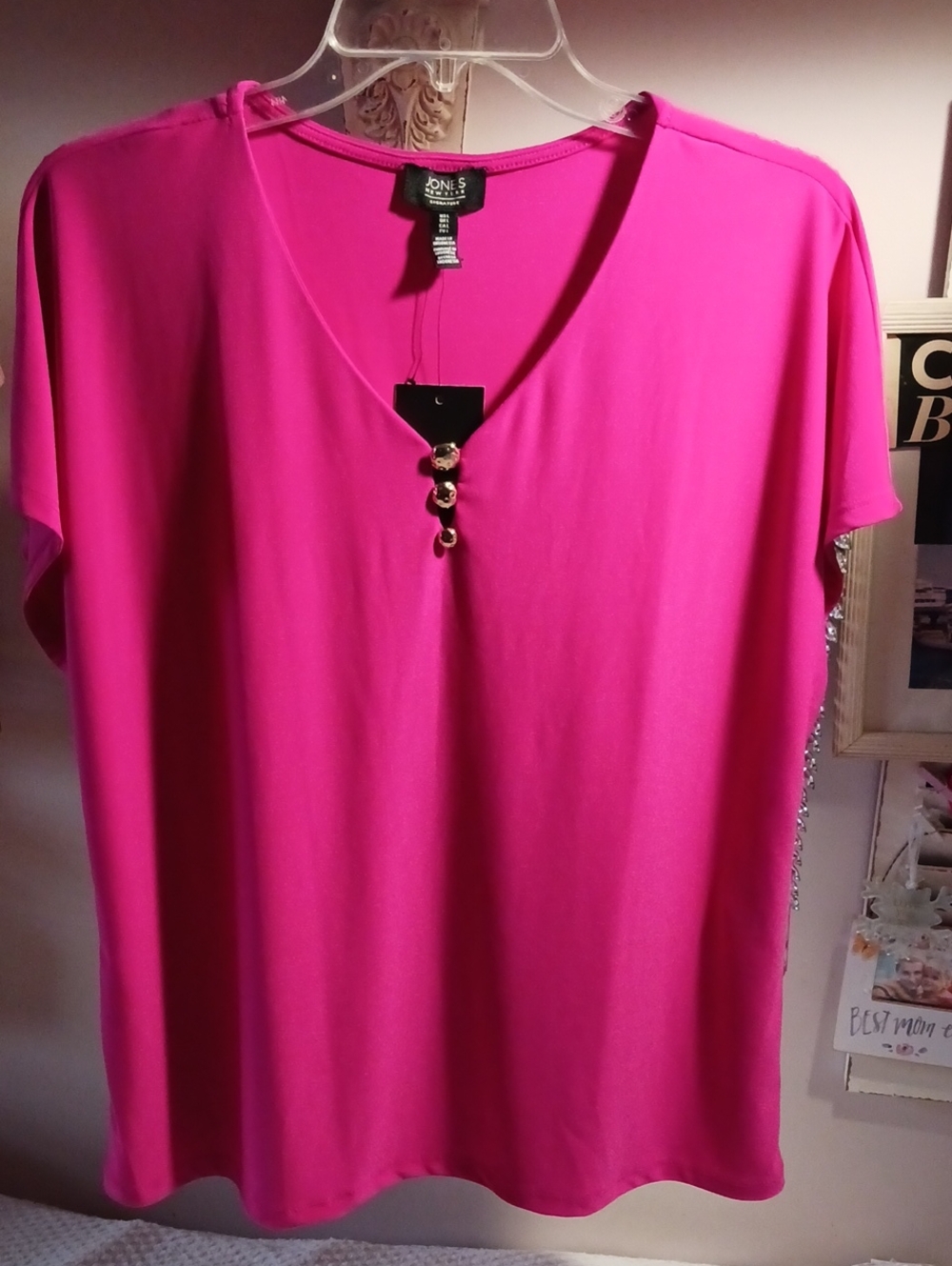 Jones New York Hot Pink 🌺 V-Neck Short Sleeve Top with Button Accents XL